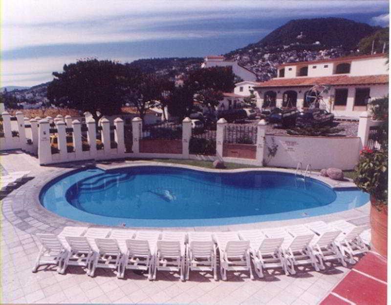 Hotel Loma Linda Taxco エクステリア 写真