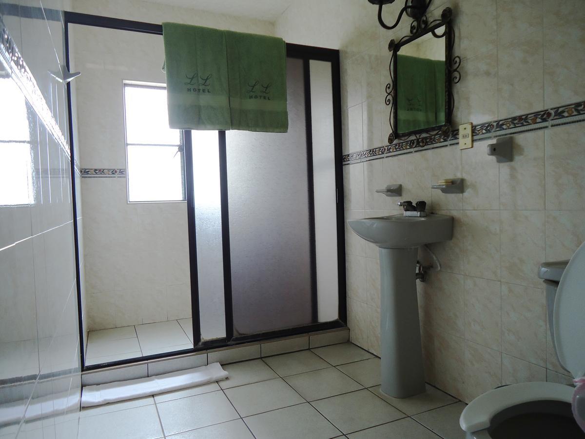 Hotel Loma Linda Taxco エクステリア 写真